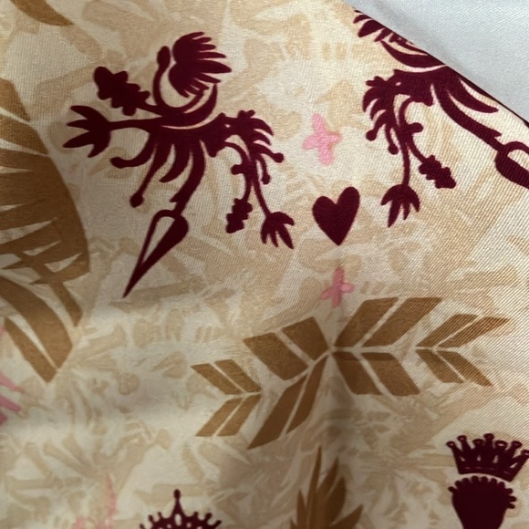 Ford: 2006 Pink/Maroon 100% Silk Scarf- Ford Cares- Warriors in Pink - Picture 14 of 16